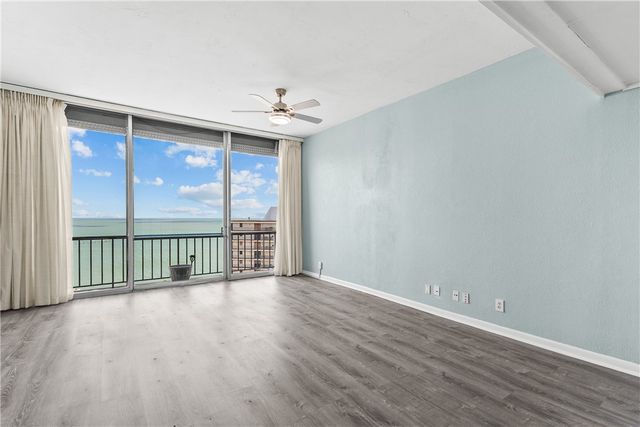 4600 Ocean Dr 1002, Corpus Christi, TX 78412