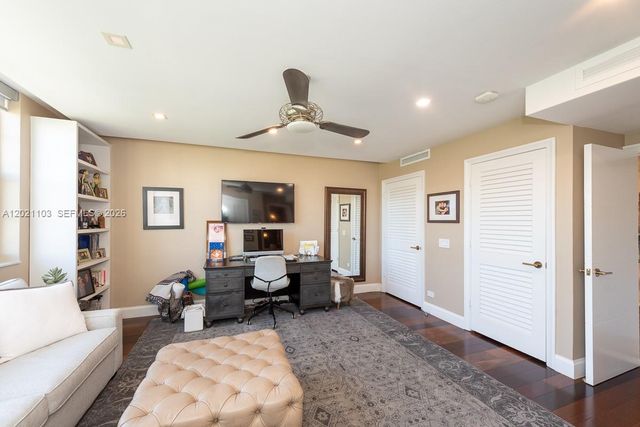 10180 W Bay Harbor Drive 4A, Bay Harbor Islands, FL 33154