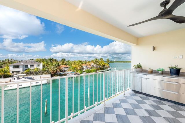 10180 W Bay Harbor Drive 4A, Bay Harbor Islands, FL 33154