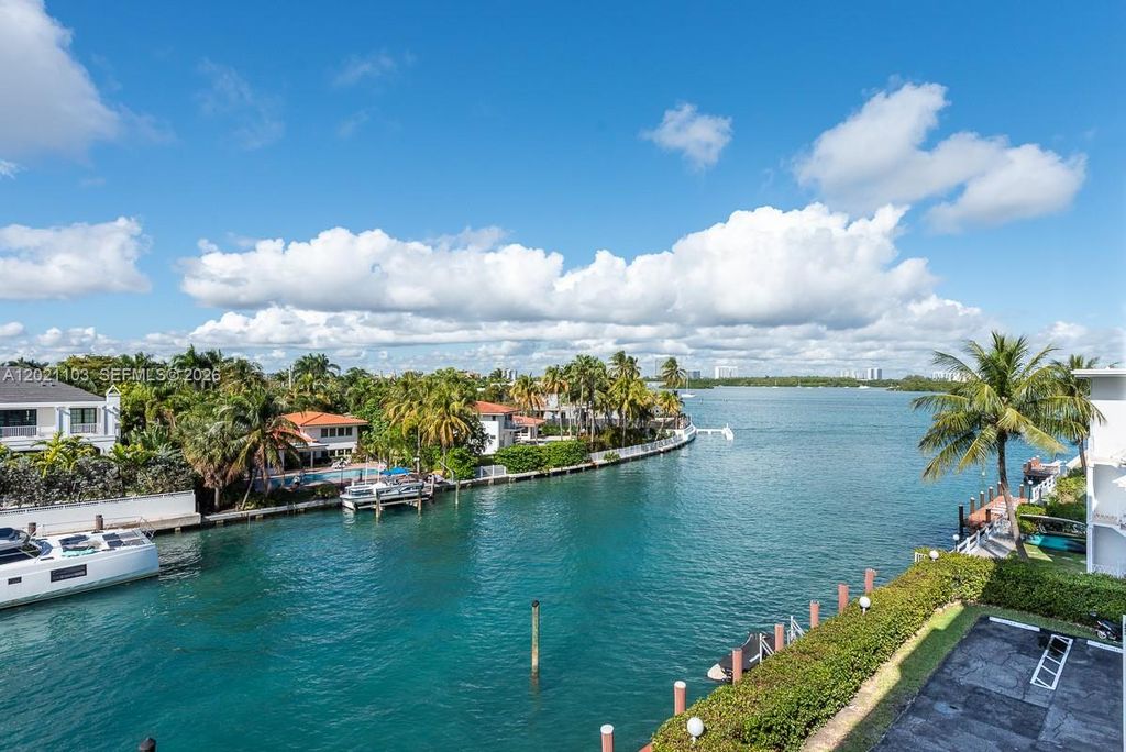 10180 W Bay Harbor Drive 4A, Bay Harbor Islands, FL 33154