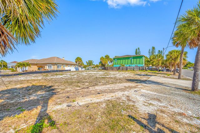 625 80TH AVENUE, St Pete Beach, FL 33706