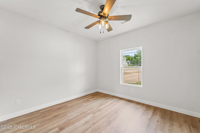 10896 COUNTRY AIRE MEADOWS COURT, Holts Summit, MO 65043