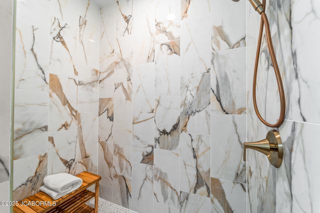 10896 COUNTRY AIRE MEADOWS COURT, Holts Summit, MO 65043