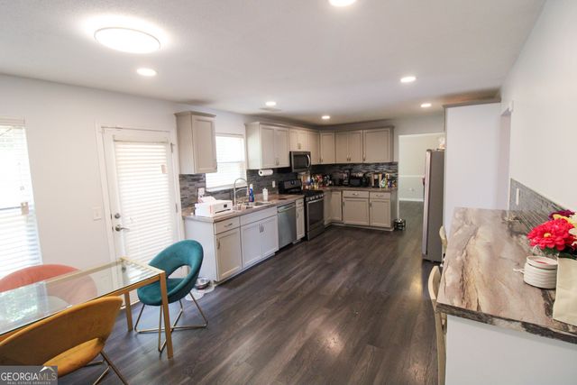 6632 Chason Woods Court, Jonesboro, GA 30238