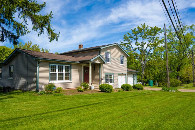 2374 EDINBORO Road, Erie, PA 16509