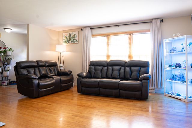 2374 EDINBORO Road, Erie, PA 16509