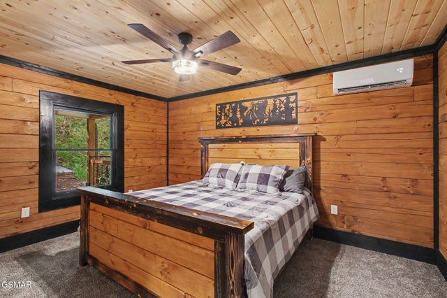 3547 Sugar Maple Loop Road, Sevierville, TN 37862