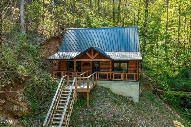 3547 Sugar Maple Loop Road, Sevierville, TN 37862