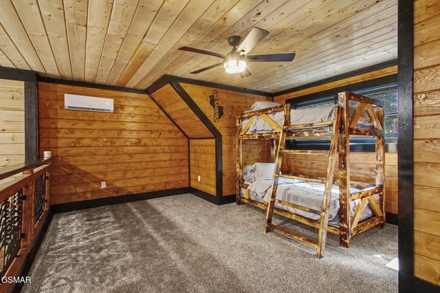3547 Sugar Maple Loop Road, Sevierville, TN 37862