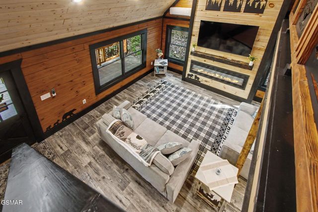 3547 Sugar Maple Loop Road, Sevierville, TN 37862