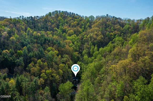 3547 Sugar Maple Loop Road, Sevierville, TN 37862
