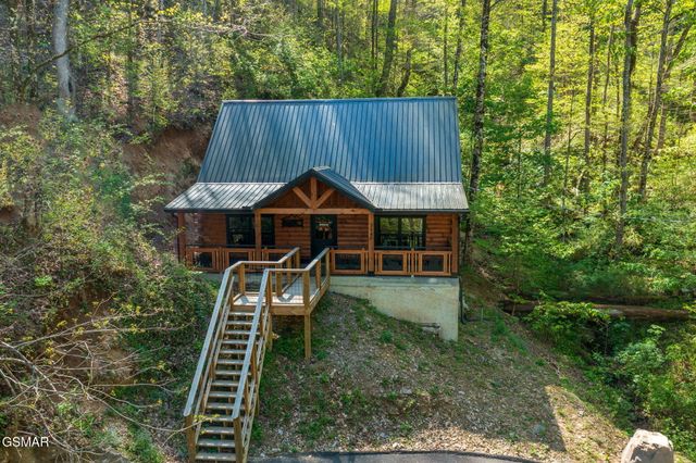 3547 Sugar Maple Loop Road, Sevierville, TN 37862