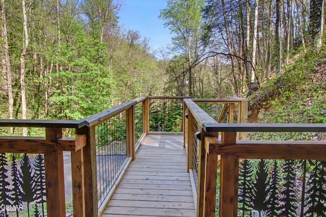 3547 Sugar Maple Loop Road, Sevierville, TN 37862