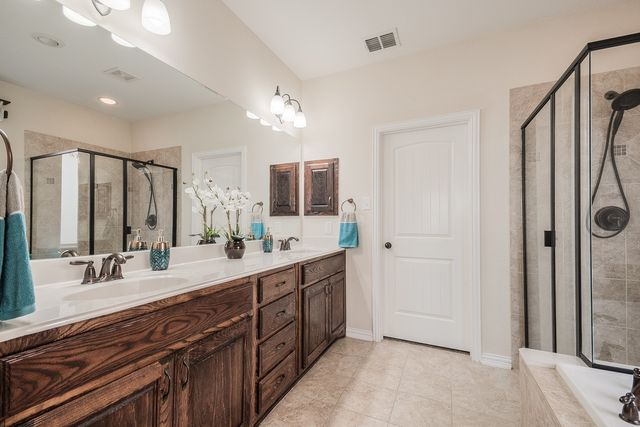 4904 Derbyshire Drive, Mckinney, TX 75070