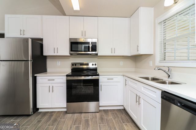 40 Berkshire Trace, Covington, GA 30016