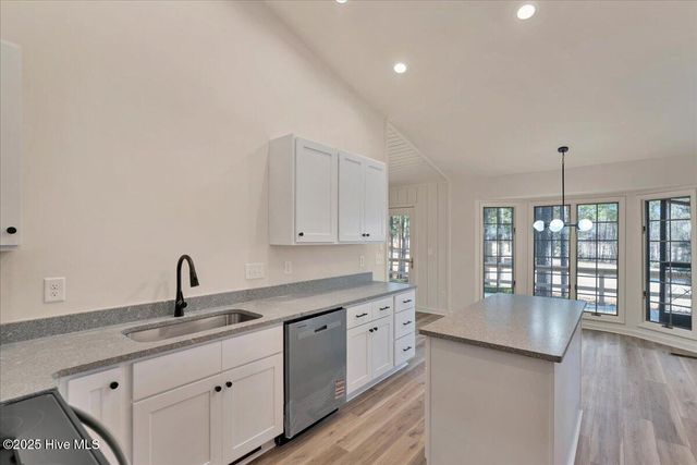 111 Forest Square Lane, West End, NC 27376