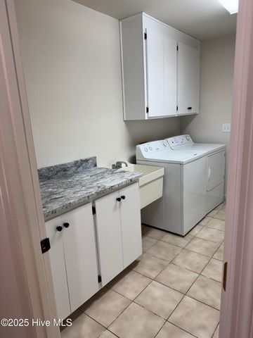 111 Forest Square Lane, West End, NC 27376