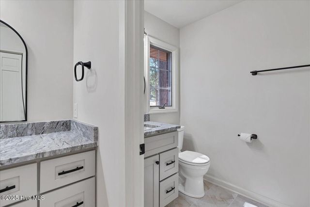 111 Forest Square Lane, West End, NC 27376