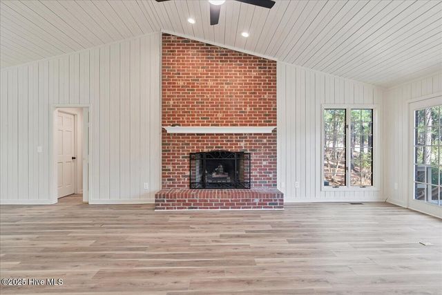 111 Forest Square Lane, West End, NC 27376