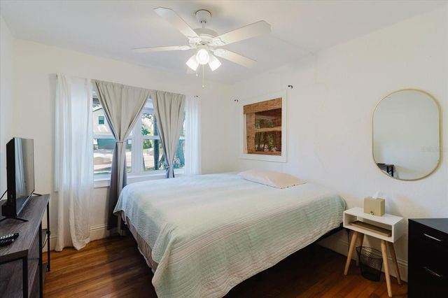 3138 W EUCLID AVENUE, Tampa, FL 33629