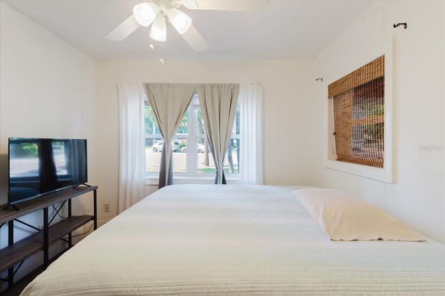 3138 W EUCLID AVENUE, Tampa, FL 33629