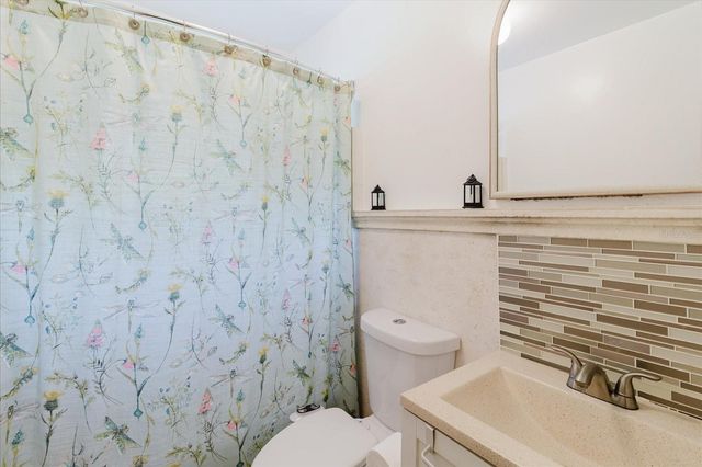 3138 W EUCLID AVENUE, Tampa, FL 33629