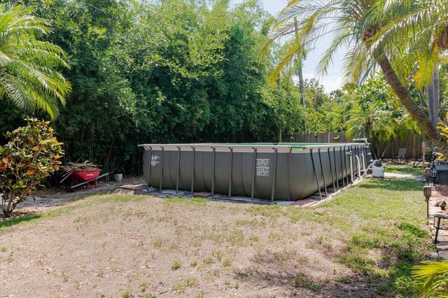 3138 W EUCLID AVENUE, Tampa, FL 33629