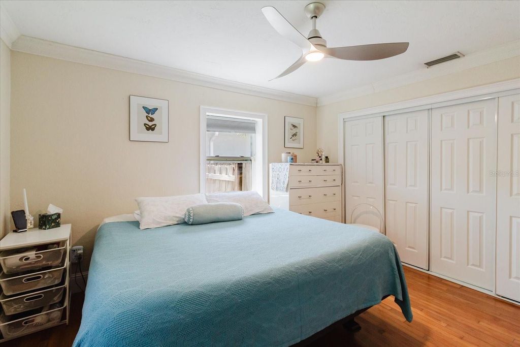 Image 32 of property listing at 3138 W EUCLID AVENUE, Tampa, FL 33629