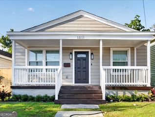 1011 Richards Street, Savannah, GA 31415