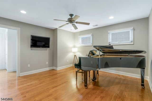 8 Hooker Street, Middlesex Boro, NJ 08846