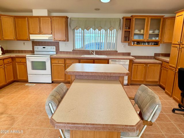 7334 E AZALEA Avenue, Mesa, AZ 85208