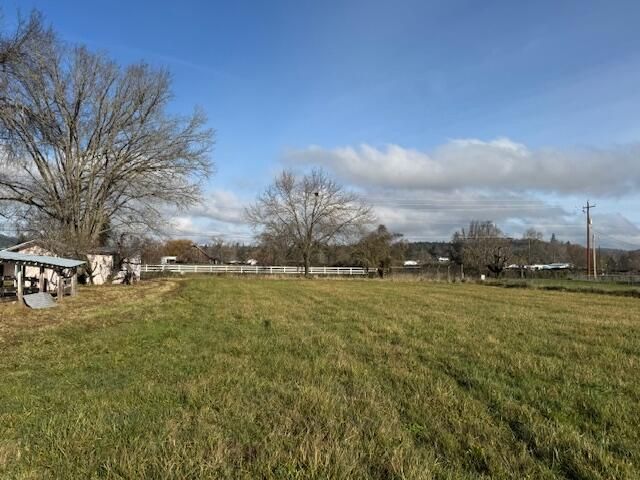 4945 Lower River Road, Grants Pass, OR 97526