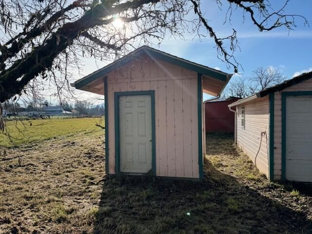 4945 Lower River Road, Grants Pass, OR 97526