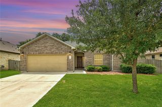 834 Oyster CRK, Buda, TX 78610