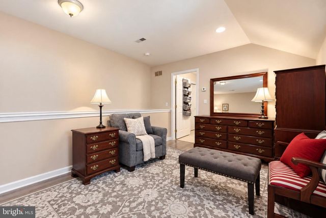 156 FAIRWAY DR, Warminster, PA 18974