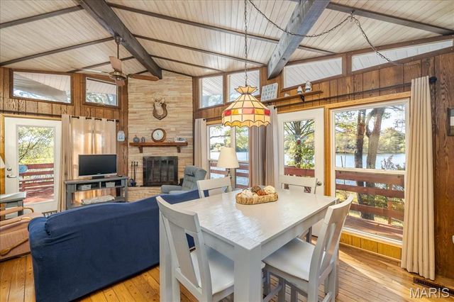 150 N Lake Drive, Leslie, MO 63056