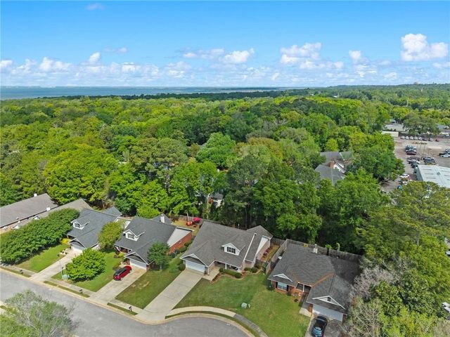 6711 Chateauguay Drive, Daphne, AL 36526