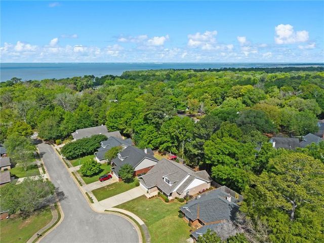 6711 Chateauguay Drive, Daphne, AL 36526