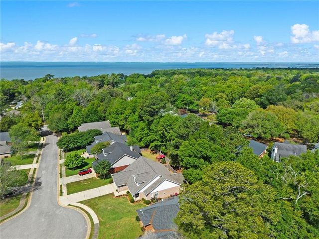 6711 Chateauguay Drive, Daphne, AL 36526
