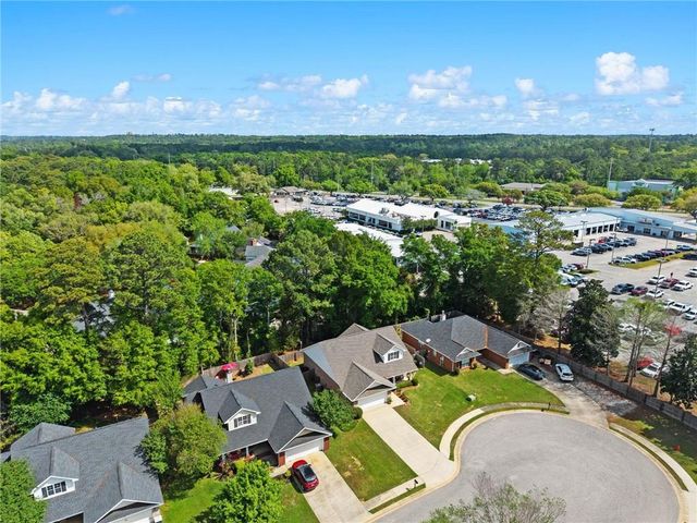 6711 Chateauguay Drive, Daphne, AL 36526