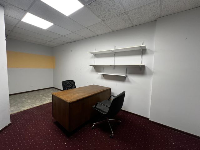 7350 W COLLEGE Drive 208, Palos Heights, IL 60463