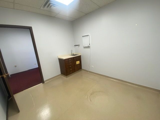 7350 W COLLEGE Drive 208, Palos Heights, IL 60463