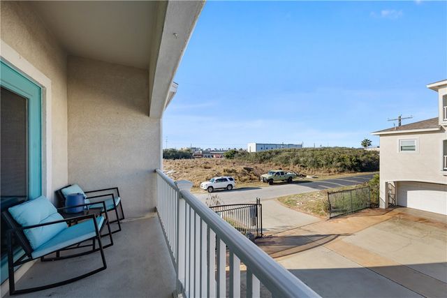 14422 VERDEMAR Dr 301, Corpus Christi, TX 78418