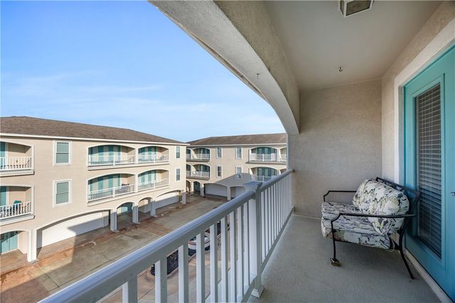 14422 VERDEMAR Dr 301, Corpus Christi, TX 78418