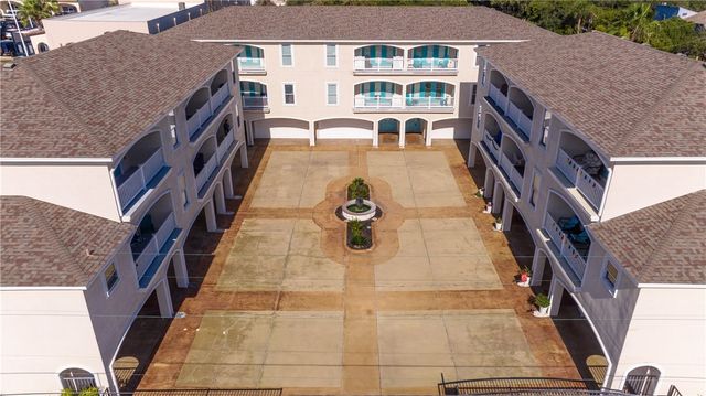 14422 VERDEMAR Dr 301, Corpus Christi, TX 78418