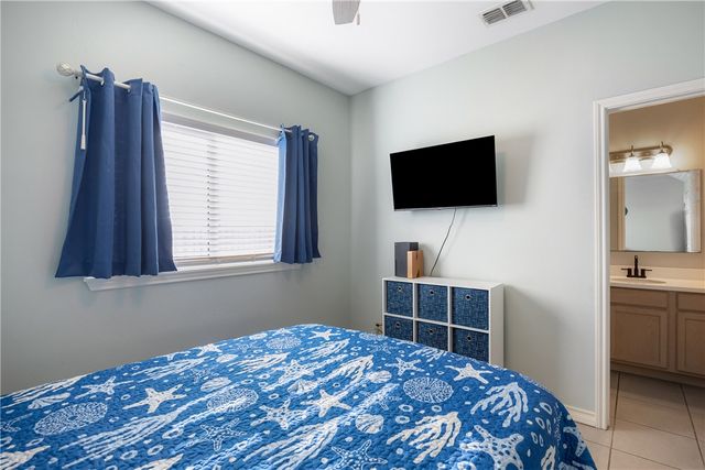 14422 VERDEMAR Dr 301, Corpus Christi, TX 78418