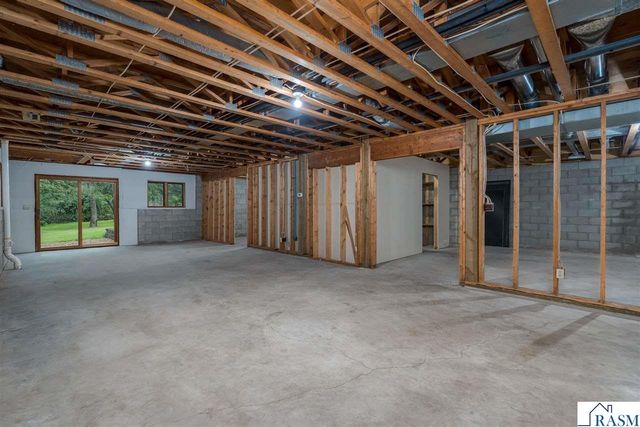 101 Pohl Road, Mankato, MN 56001