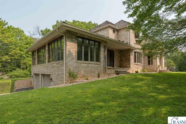 101 Pohl Road, Mankato, MN 56001