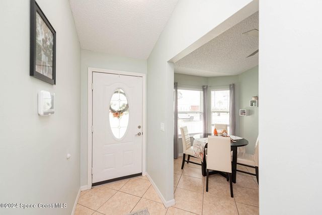 721 Taluga Avenue SE, Palm Bay, FL 32909