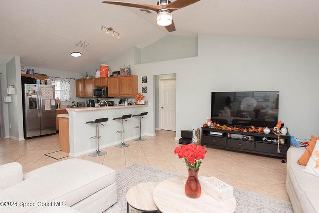 721 Taluga Avenue SE, Palm Bay, FL 32909